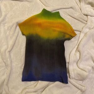 Gradient Pleated Top